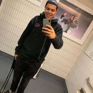 Meet your Posher, Jeffrey